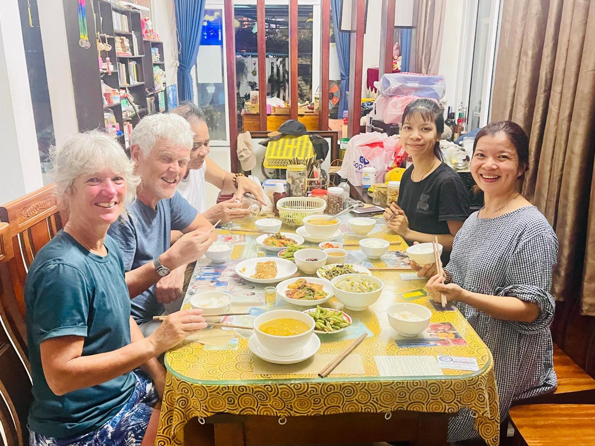 Golden Lantern Tam Thanh Homestay Tam Kỳ Buitenkant foto